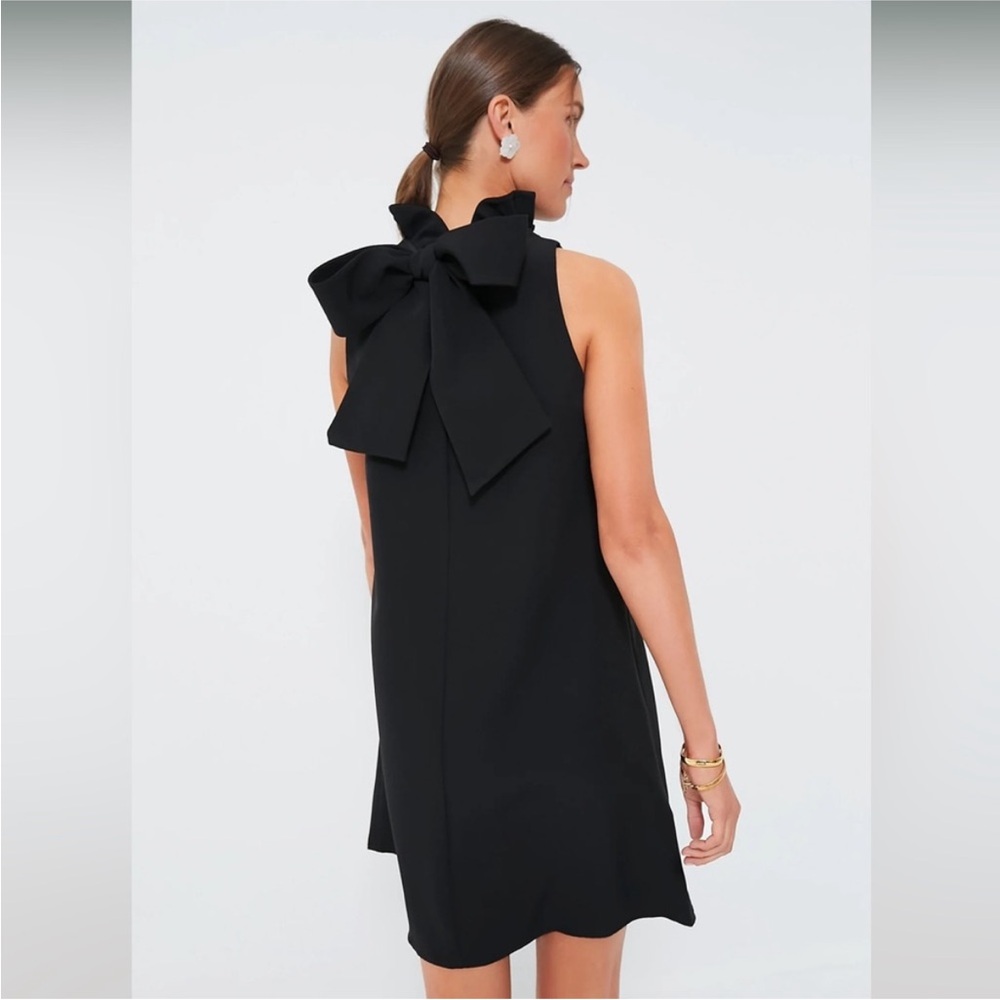 Pomander Place Sleeveless Bow Dress View 3